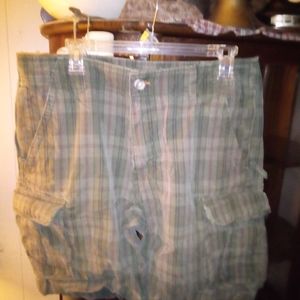 Men's cargo shorts